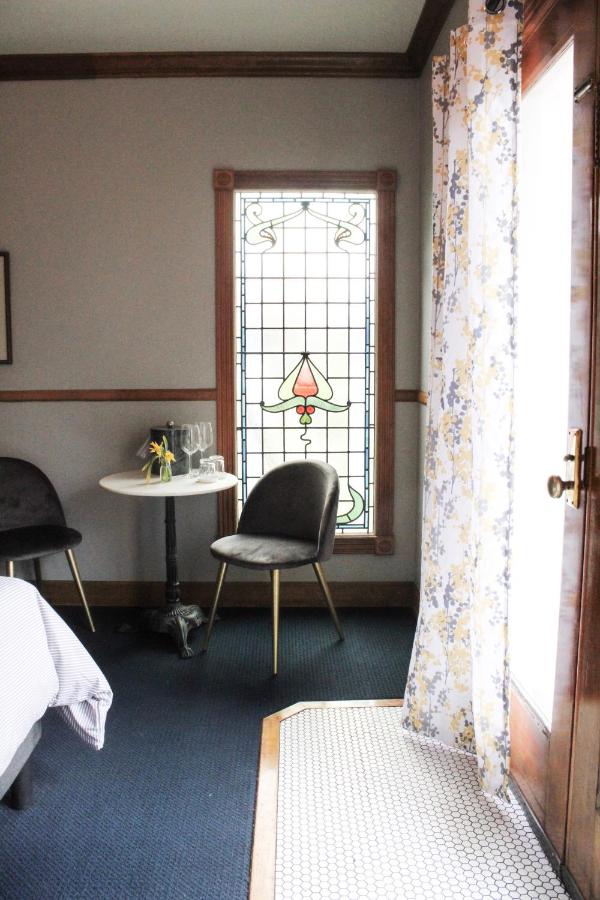 King With Balcony at Shelburne Hotel