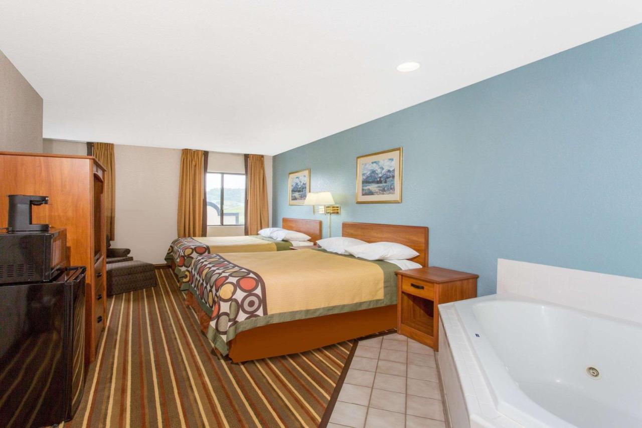 Deluxe Queen Room with Two Queen Beds - Non-Smoking at Super 8 by Wyndham Bedford