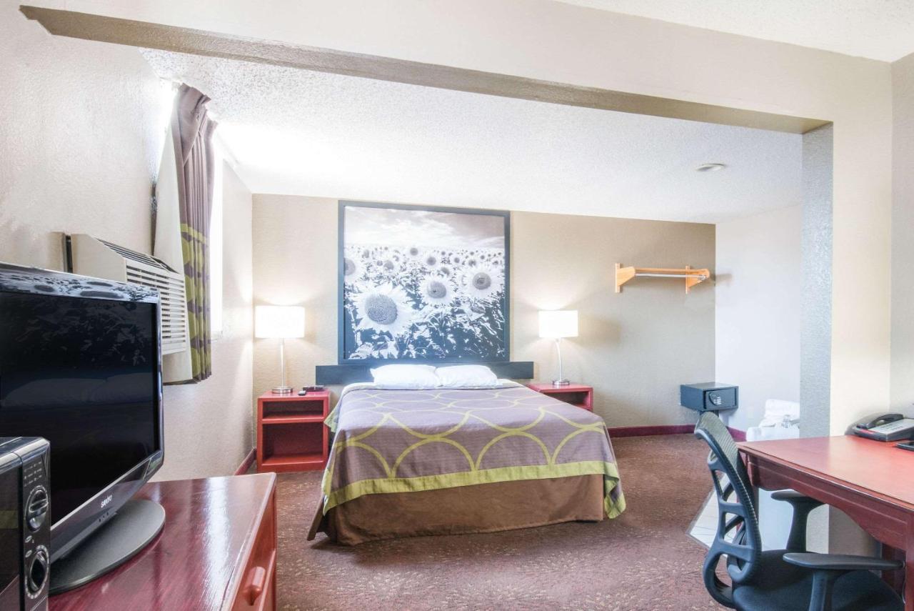 King Studio Suite - Non-Smoking at Super 8 by Wyndham Jamestown
