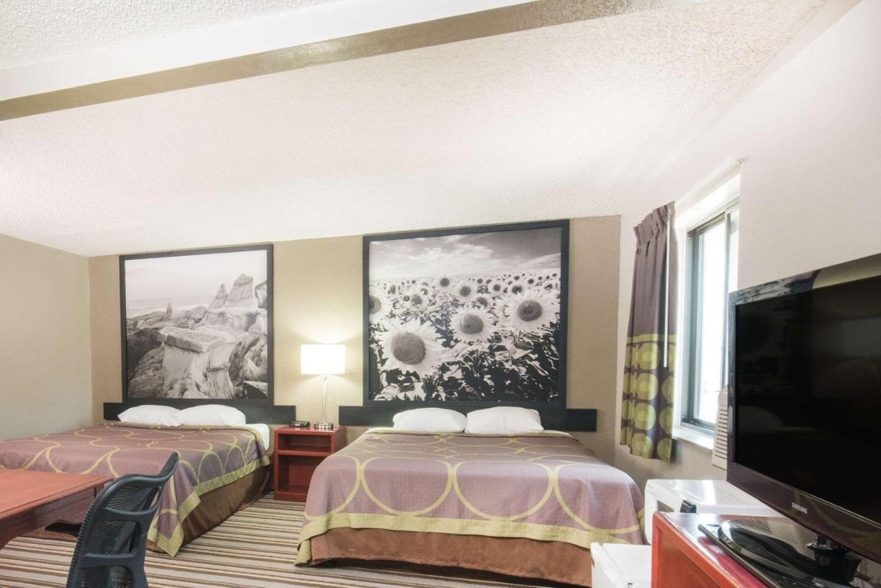 Studio Suite with Two Queen Beds - Non-Smoking at Super 8 by Wyndham Jamestown