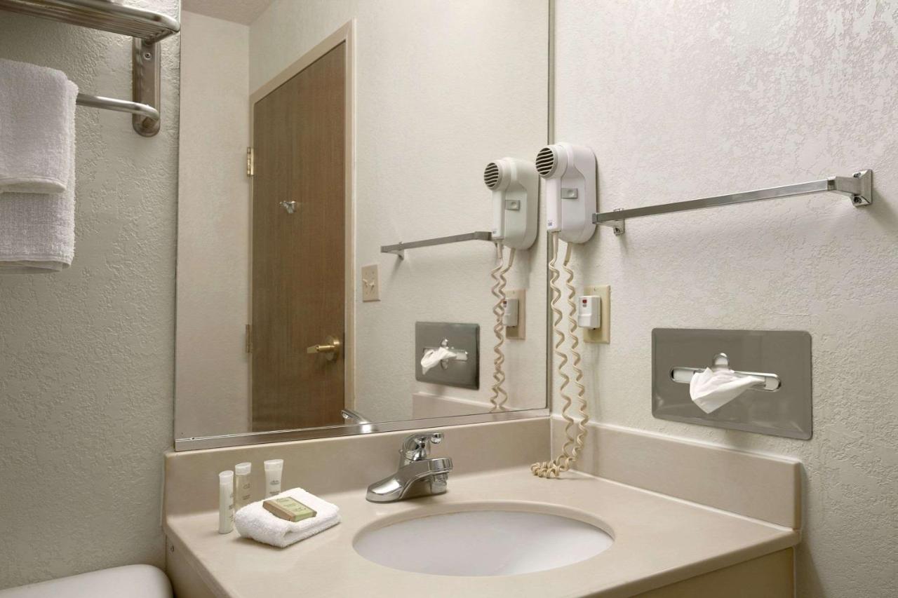Double Room with Two Double Beds - Non-Smoking at Super 8 by Wyndham Corydon