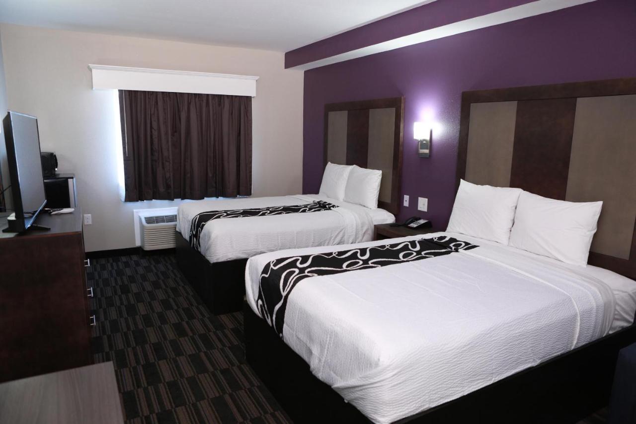 Standard Double Room at Home Inn and Suites