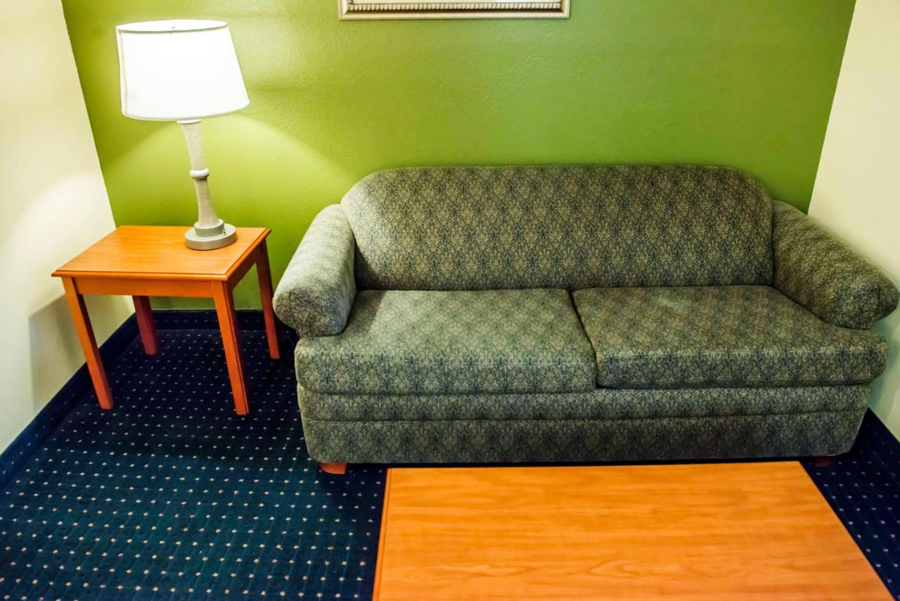 King Suite - Non-Smoking at Comfort Inn & Suites Chipley