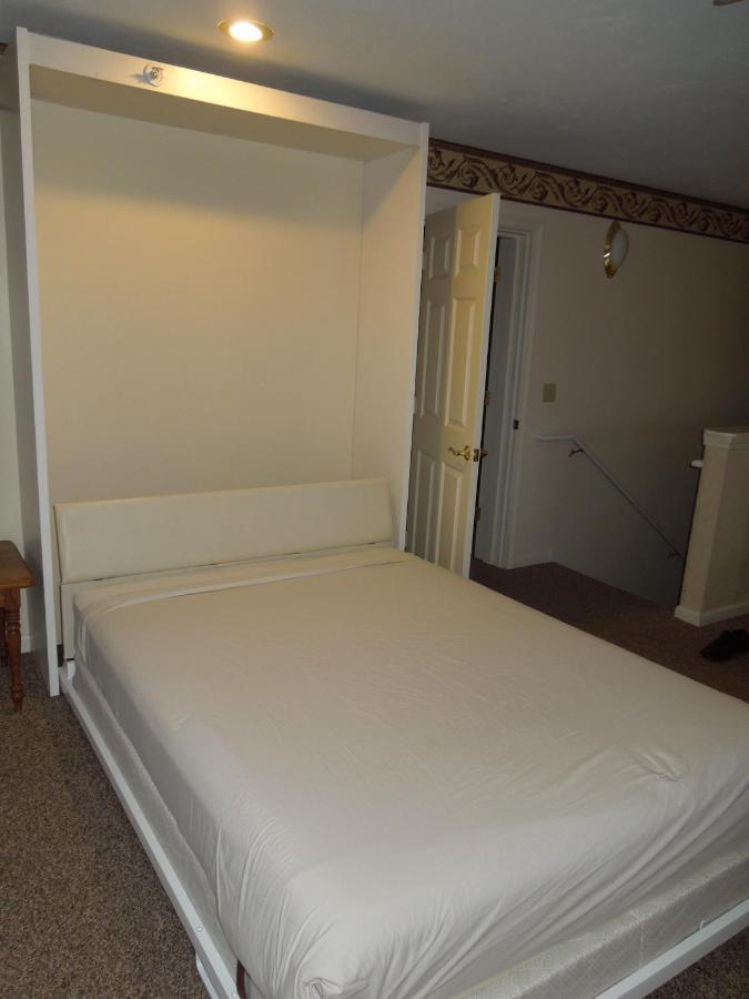 Studio with Small Kitchen at Eastern Slope Inn Resort