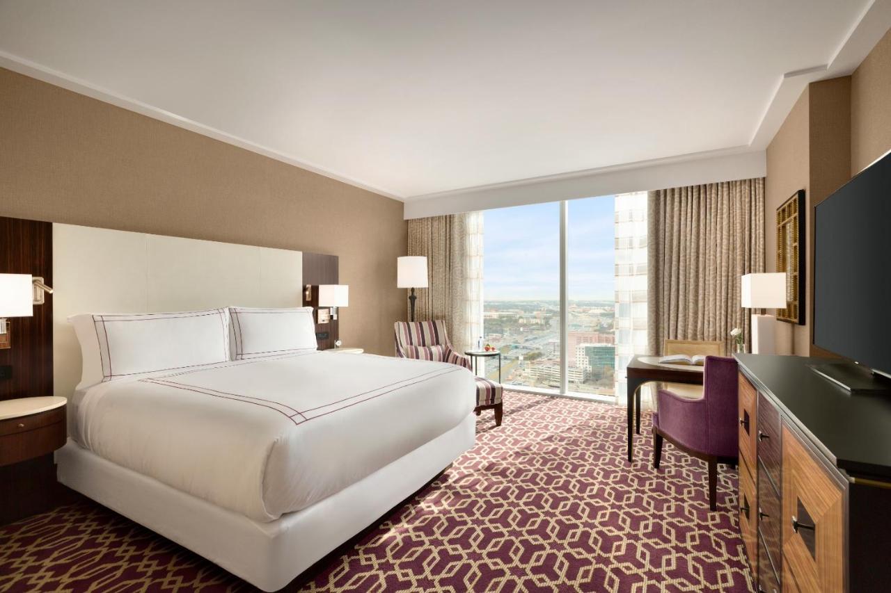 Fairmont Gold King at Fairmont Austin Gold Experience