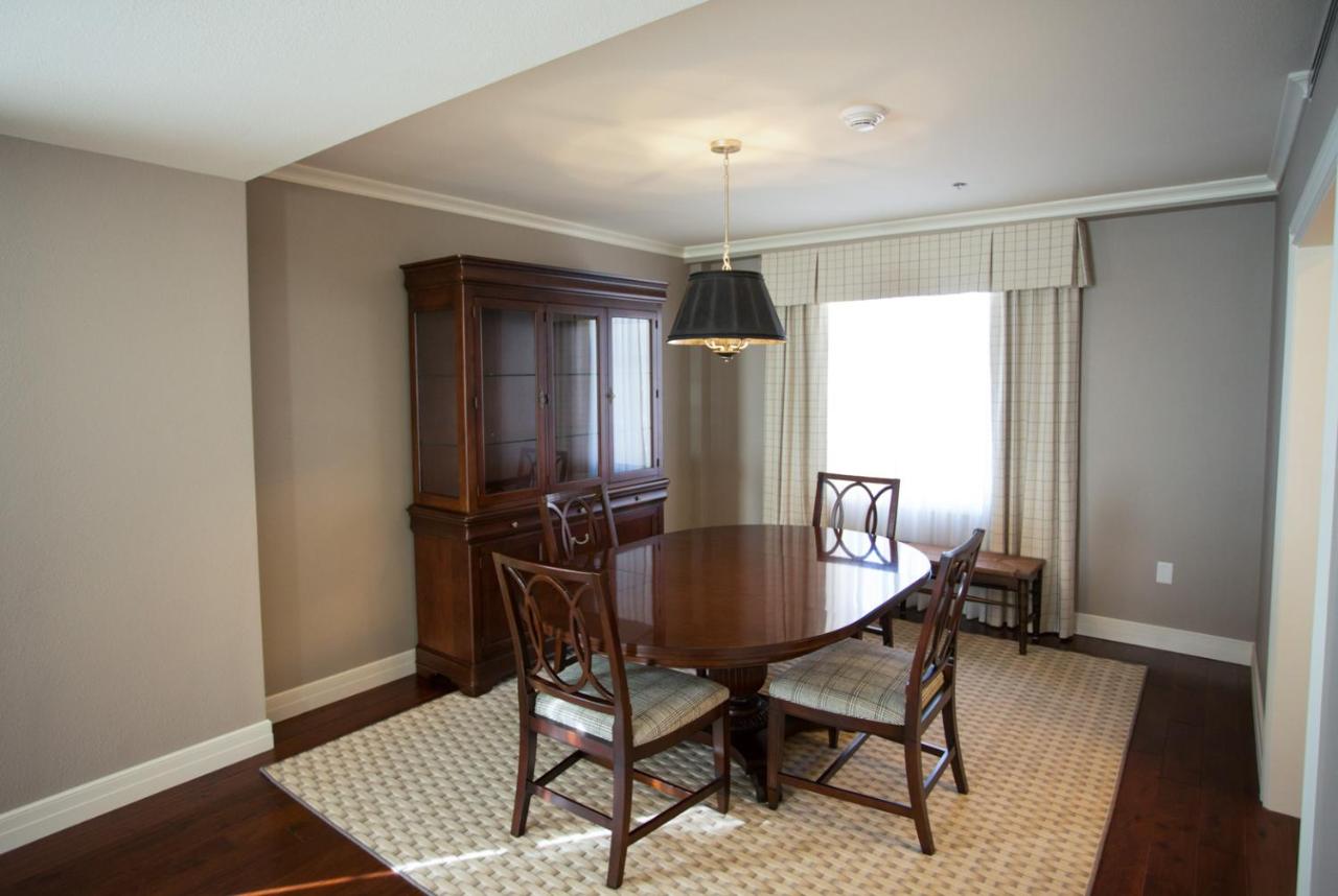 Presidential Suite at The Atherton Hotel At OSU