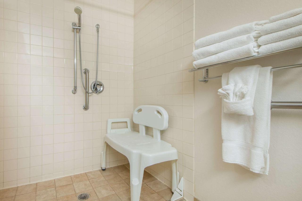 Queen Room with Two Queen Beds - Disability Access/Non-Smoking at Microtel Inn & Suites by Wyndham Raton