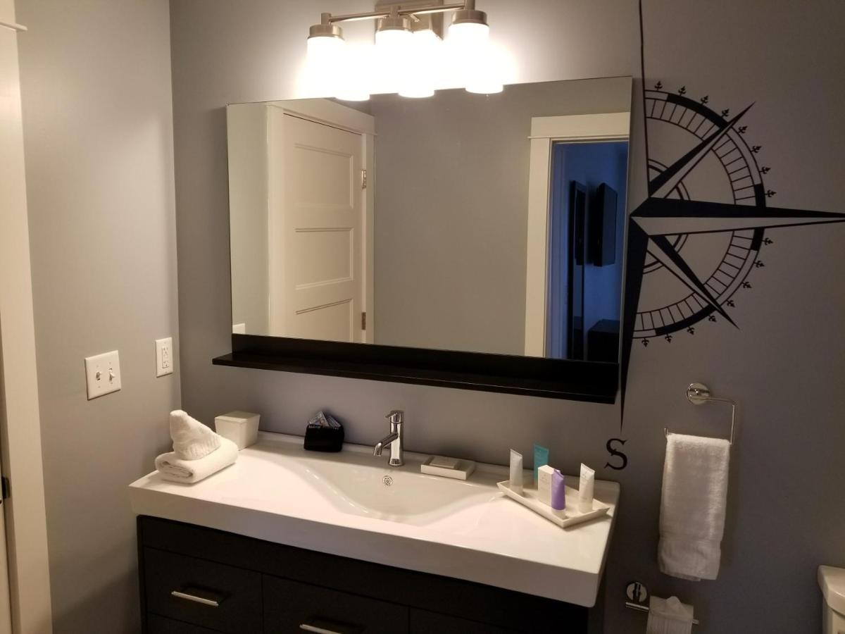Queen Suite with Two Queen Beds & Marina View – Non-Smoking at Marker 8 Hotel & Marina