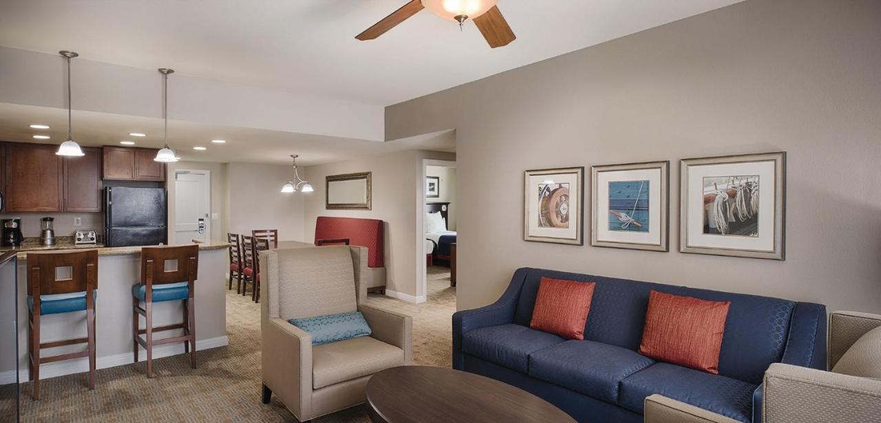 Three-Bedroom Apartment at Wyndham National Harbor