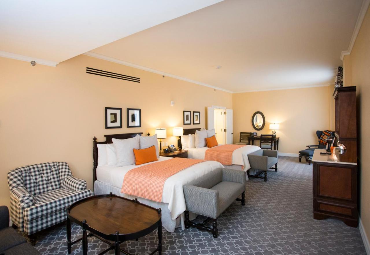 Deluxe Double Queen - Extra Large at The Atherton Hotel At OSU