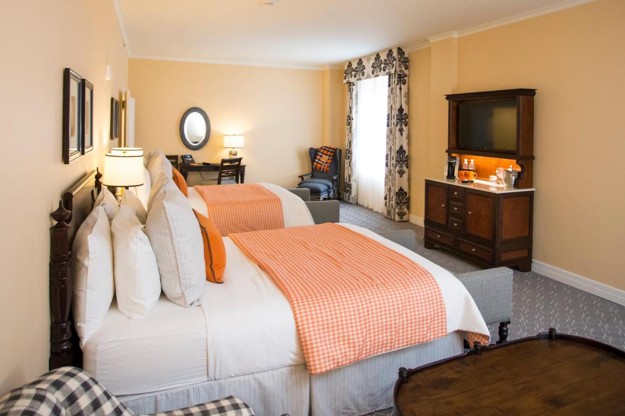 Deluxe Double Queen - Extra Large at The Atherton Hotel At OSU
