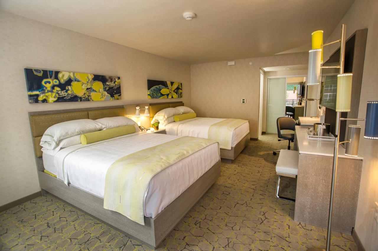 Double Room with Terrace at The Fredonia Hotel and Convention Center
