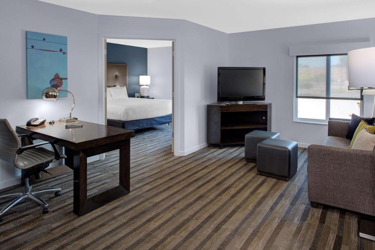 One-Bedroom King Suite at HYATT house Raleigh Durham Airport