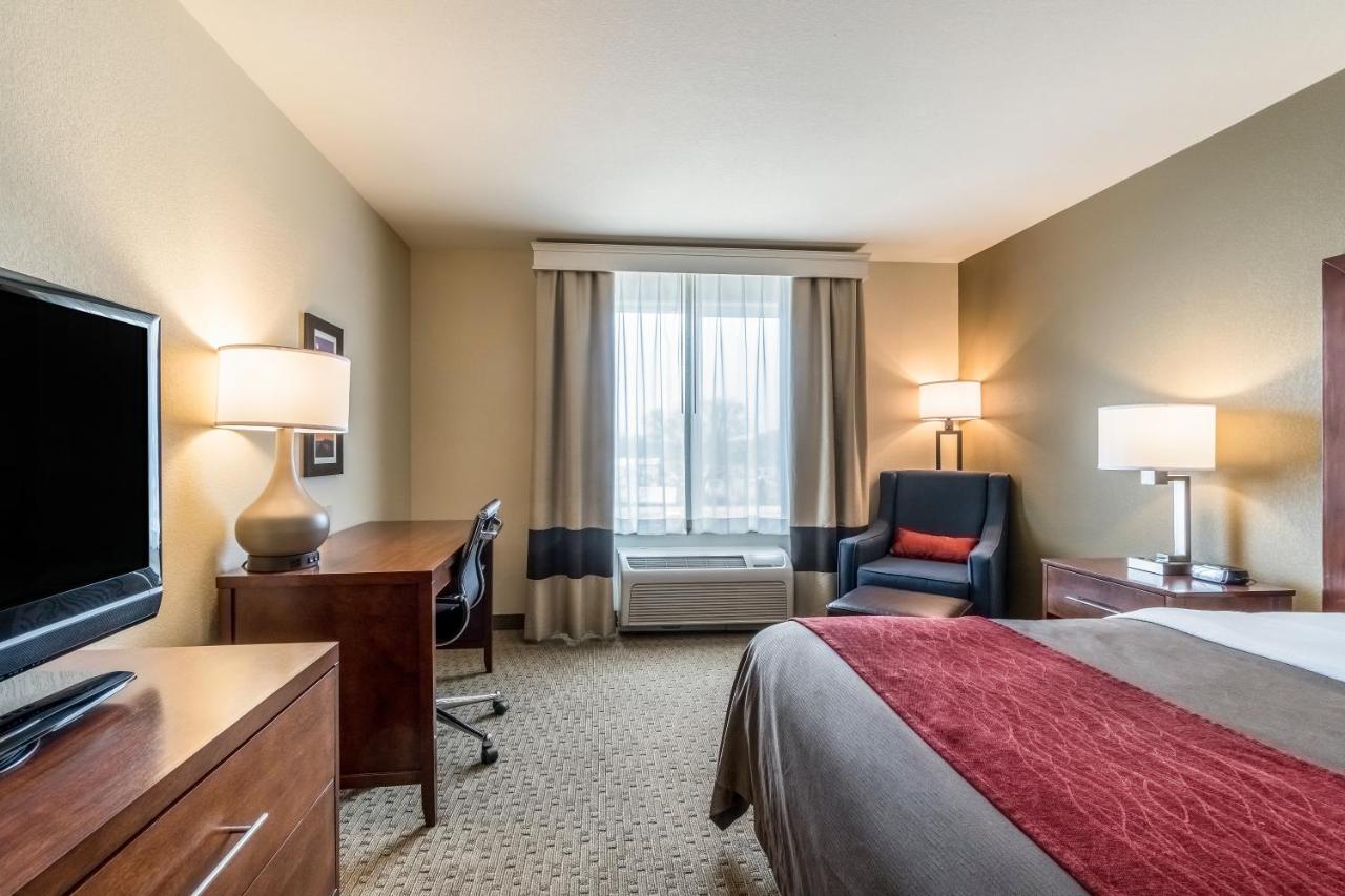 King Room - Non-Smoking at Comfort Inn & Suites Rifle