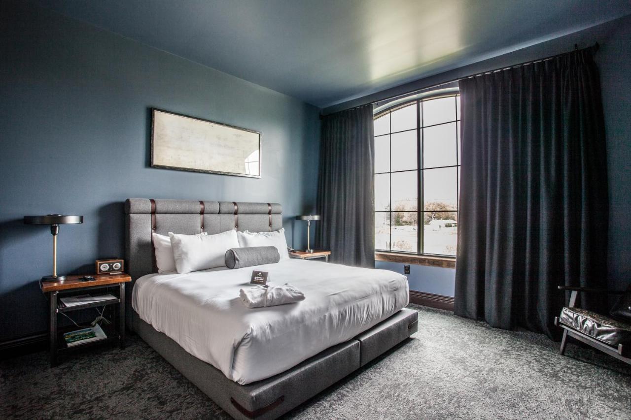 King Room - Disability Access at Ironworks Hotel Indy