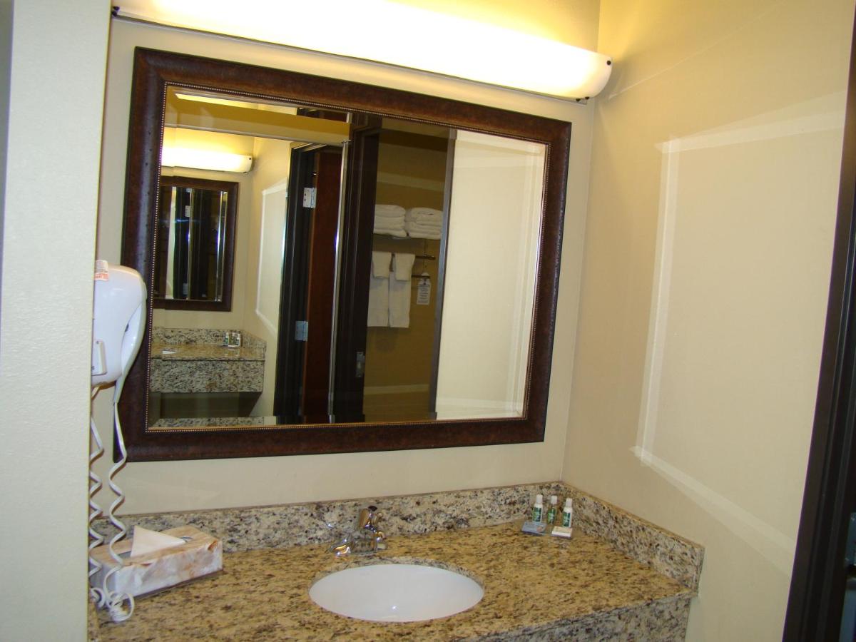 King Suite at StoneCreek Lodge
