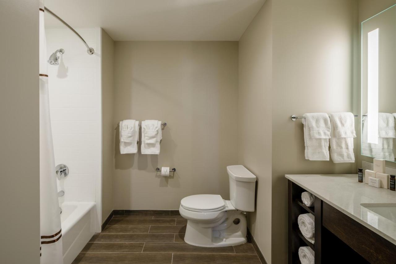 Deluxe King Suite at Hotel Madison & Shenandoah Conference Ctr