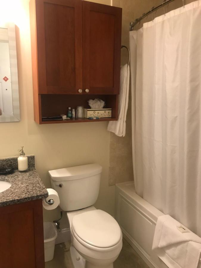Queen Suite with Two Queen Beds at Crescent Suites Hotel