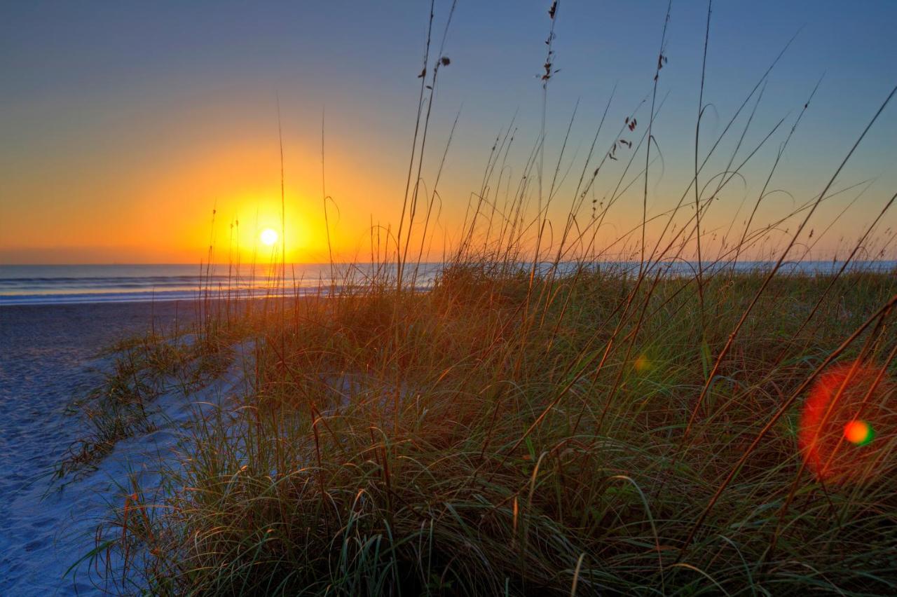 International Palms Oceanfront Resort Cocoa Beach