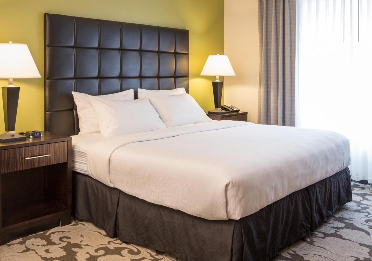  | Prairie Meadows Casino, Racetrack & Hotel