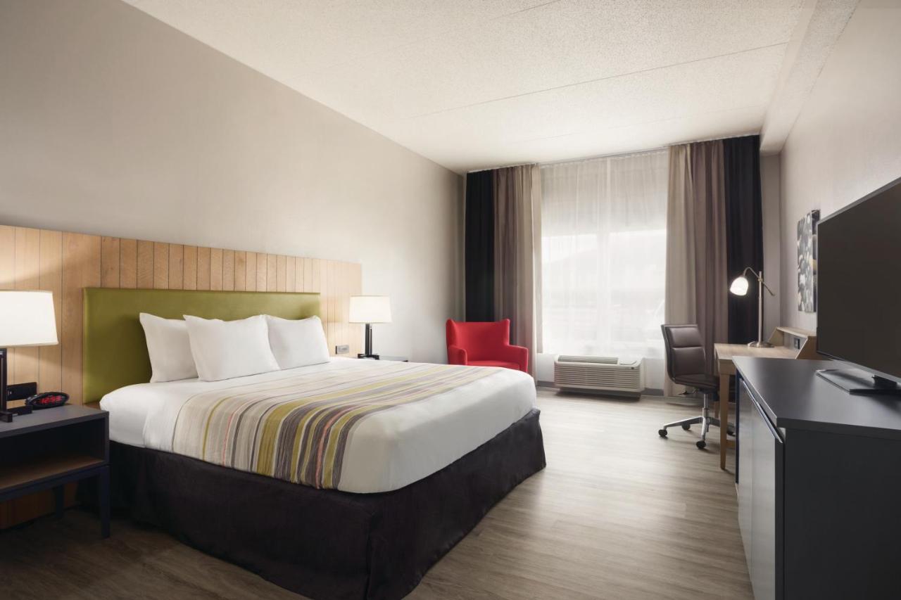Extended Stay King Suite - Non-Smoking at Country Inn & Suites by Radisson, Chattanooga-Lookout Mountain