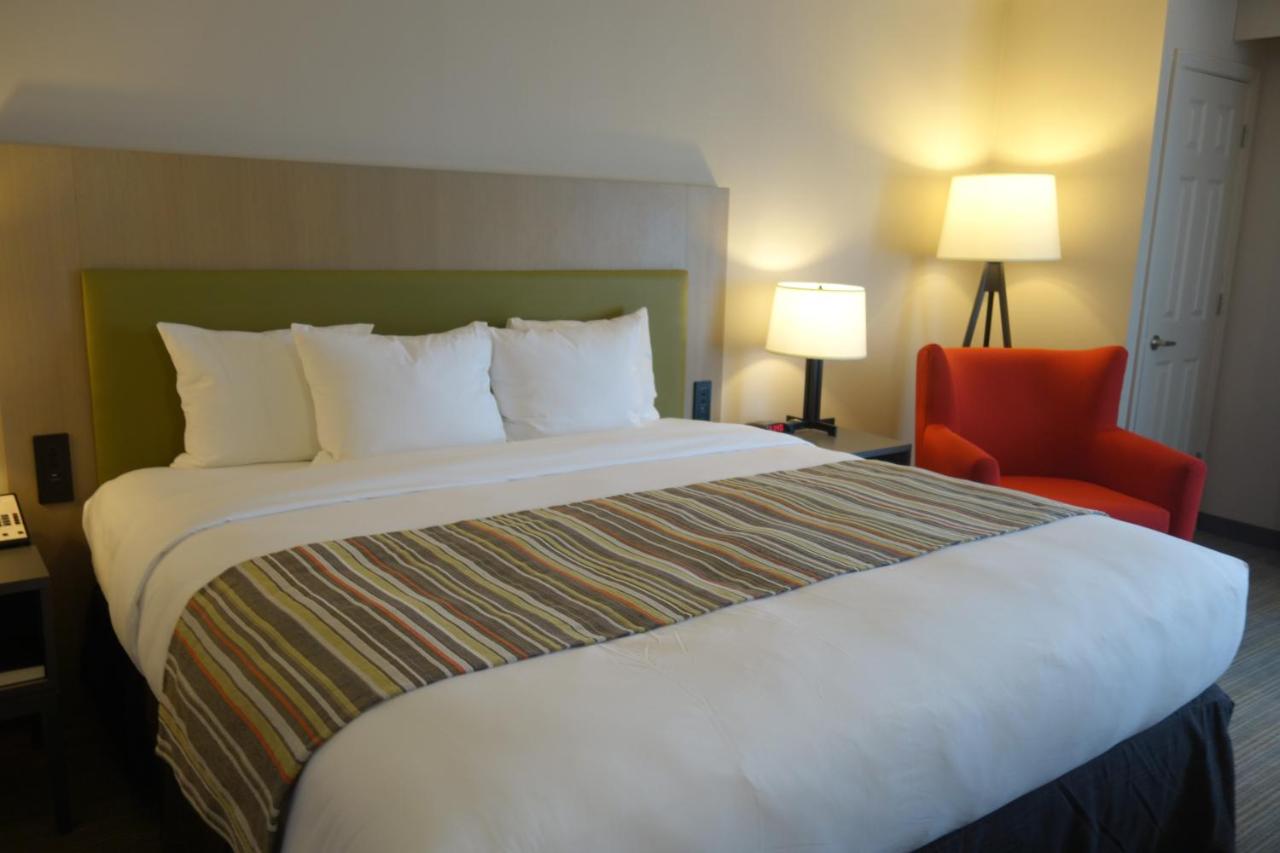 King Studio Suite - Non-Smoking at Country Inn & Suites by Radisson, La Crosse, WI