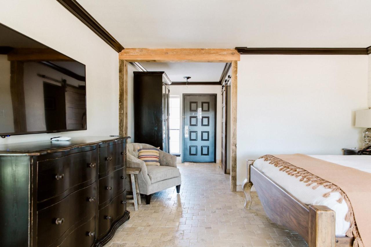 Superior King Room at Hillside Boutique Hotel