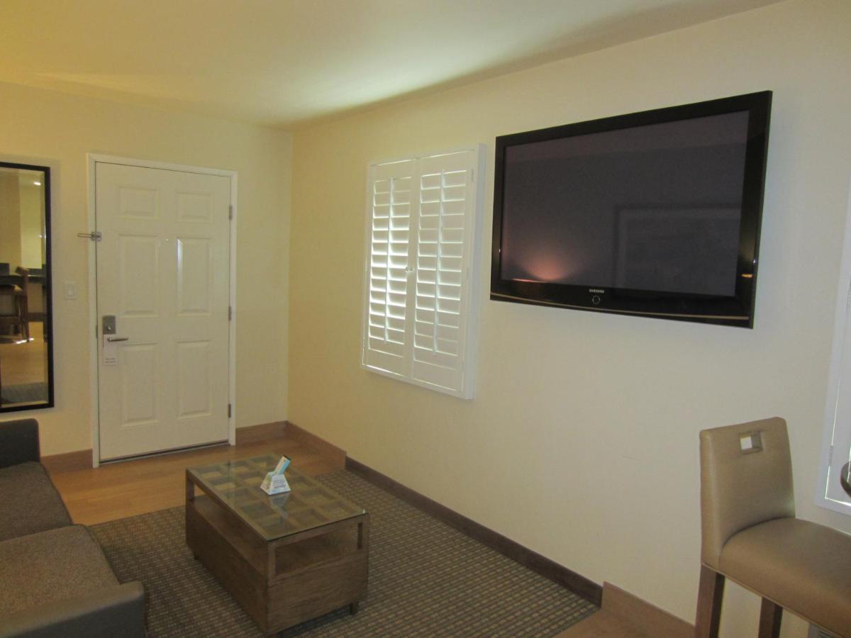 Room Selected at Check-In at PB Surf Beachside Inn