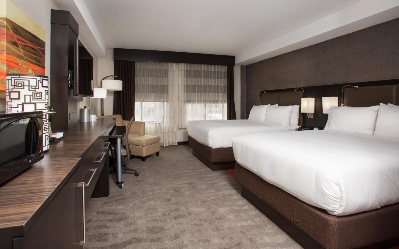 Queen Studio - Disability Access at Holiday Inn Express Springfield Downtown, an IHG Hotel