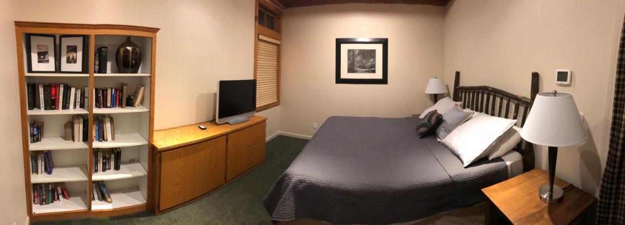 Apartment - Ground Floor at Yosemite View Lodge