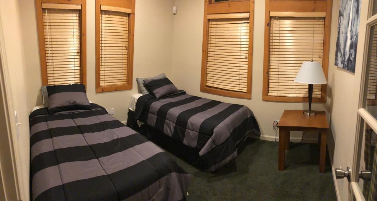 Apartment - Ground Floor at Yosemite View Lodge