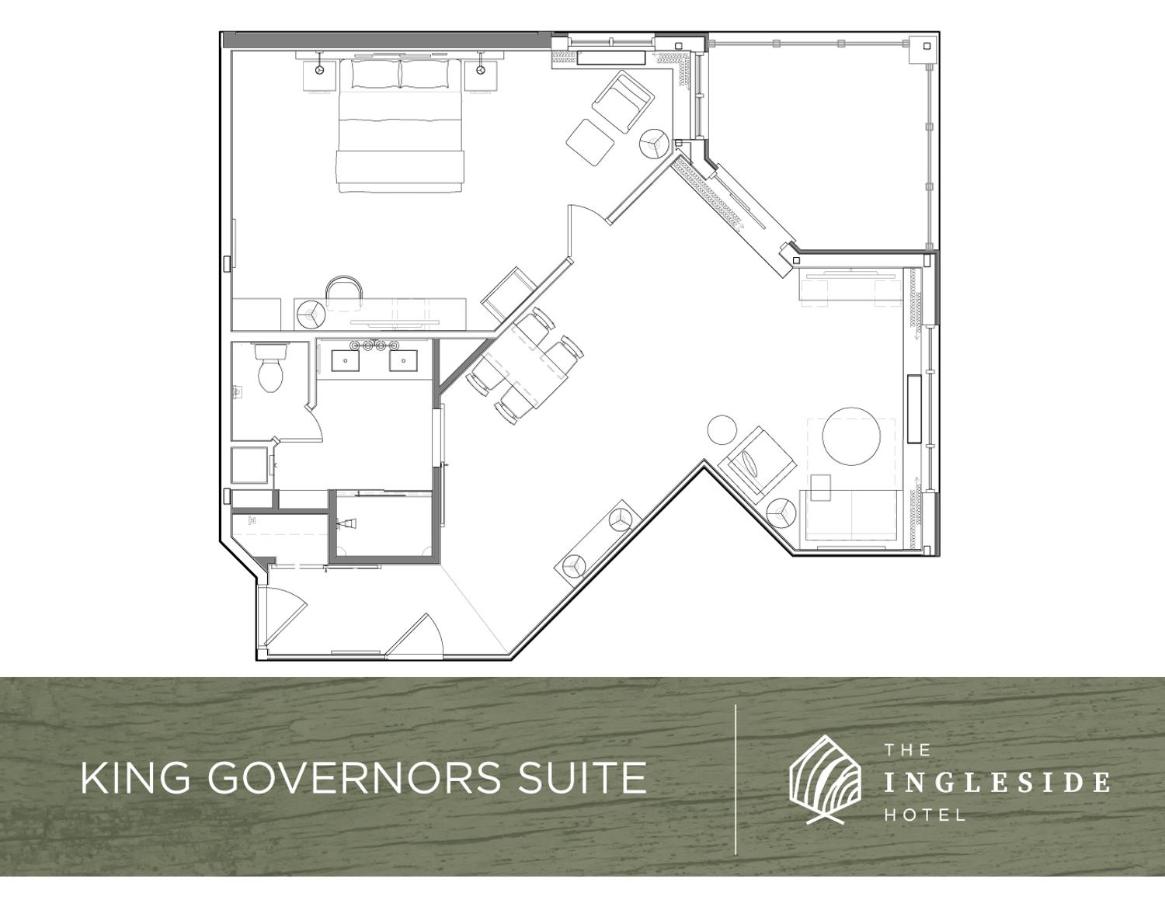 King Suite with Balcony at The Ingleside Hotel