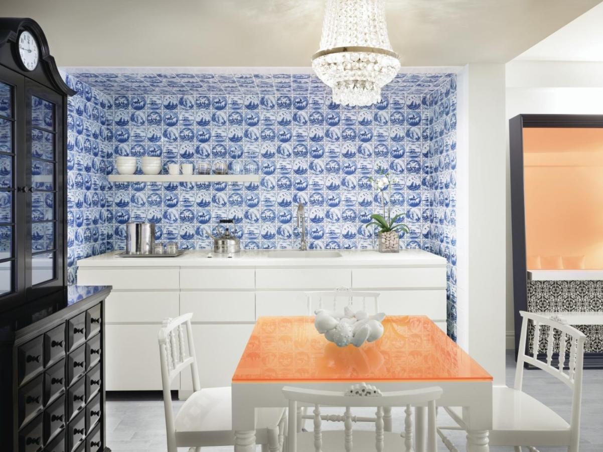 Studio with Bay View Suite at 5 Condo Hotel South Beach 2 Queen and 1 King 521