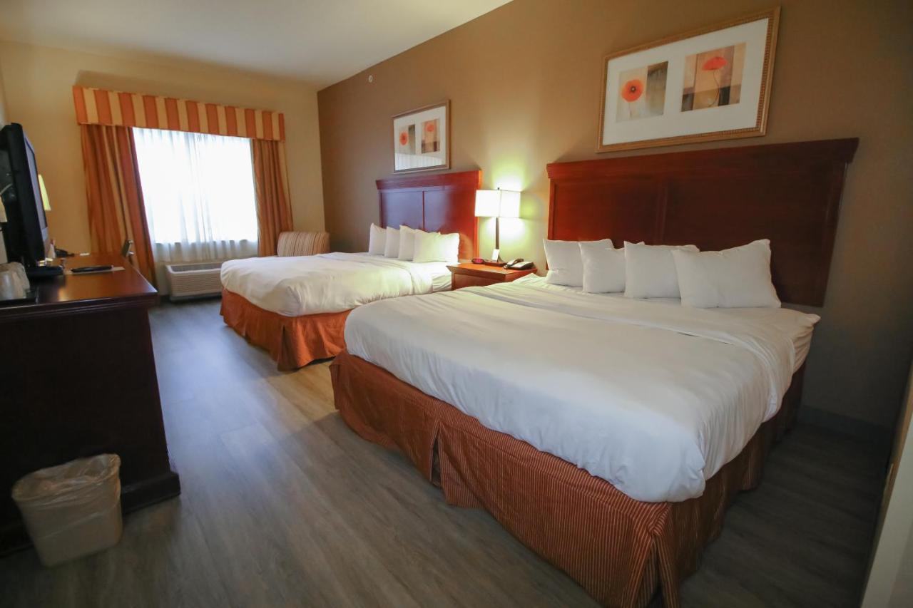 King Room with Two King Beds at Seffner Inn and Suites