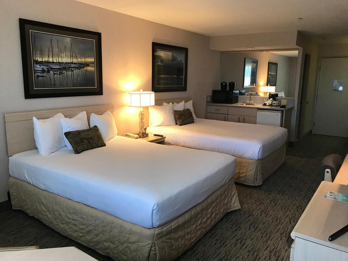 Queen Room with Two Queen Beds at Shilo Inn Suites Hotel - Warrenton