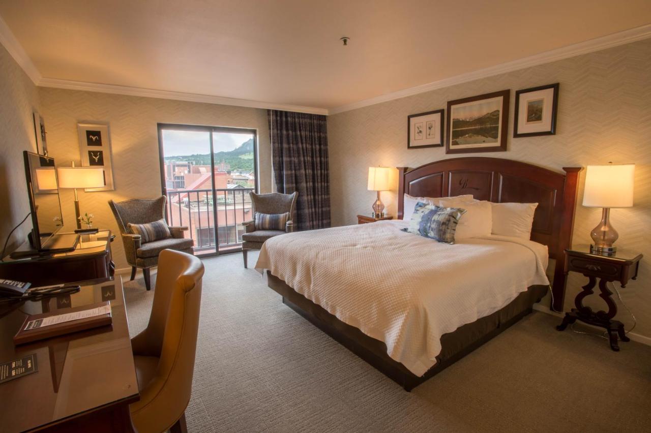 Superior King Room at Hotel Boulderado
