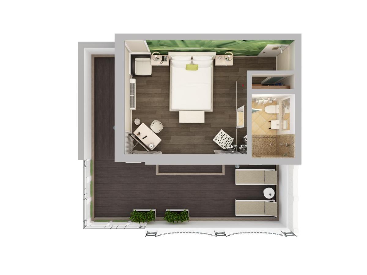 Penthouse Suite with Terrace at President Hotel