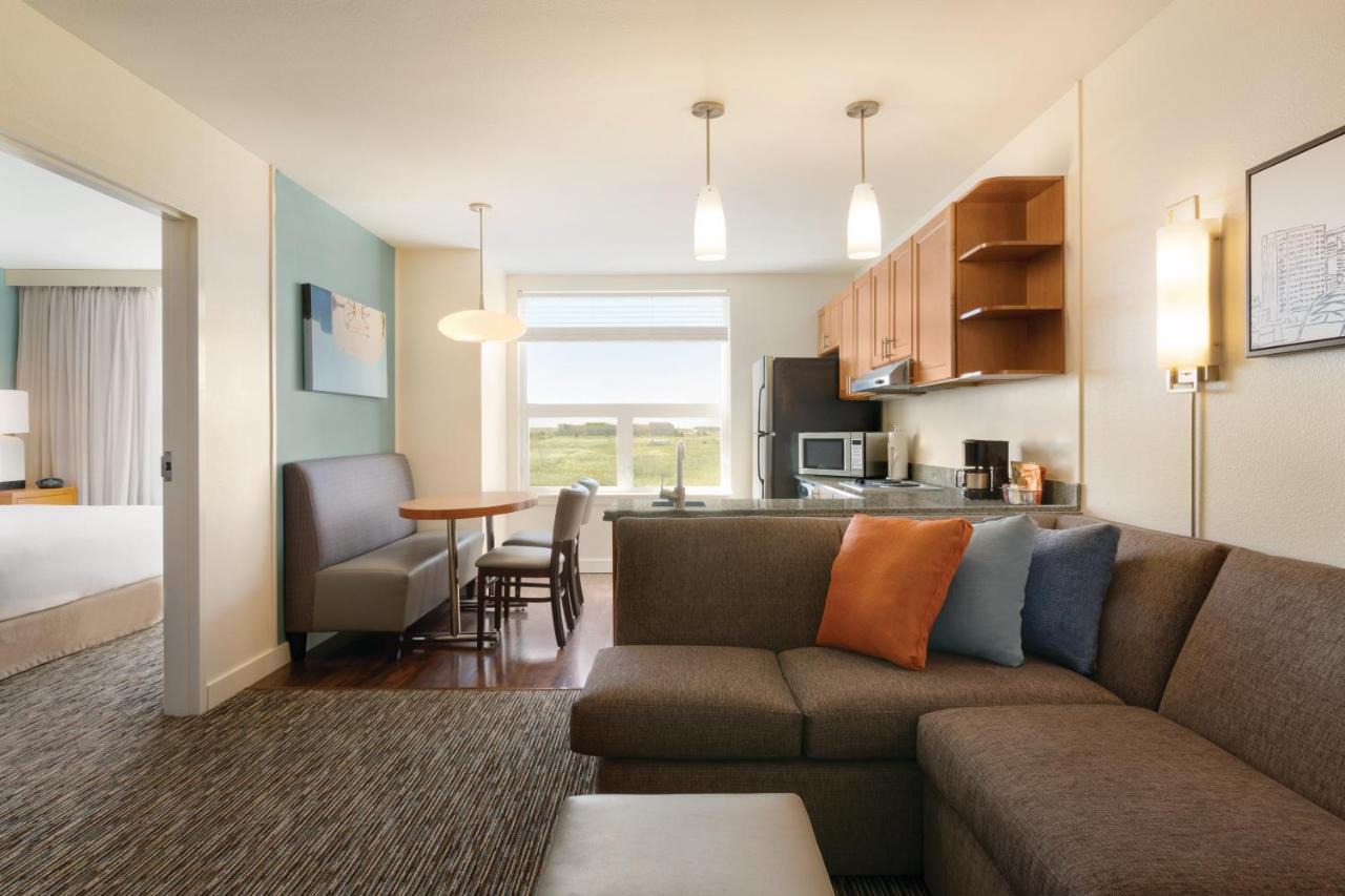 One-Bedroom King Suite at Hyatt House Denver Airport