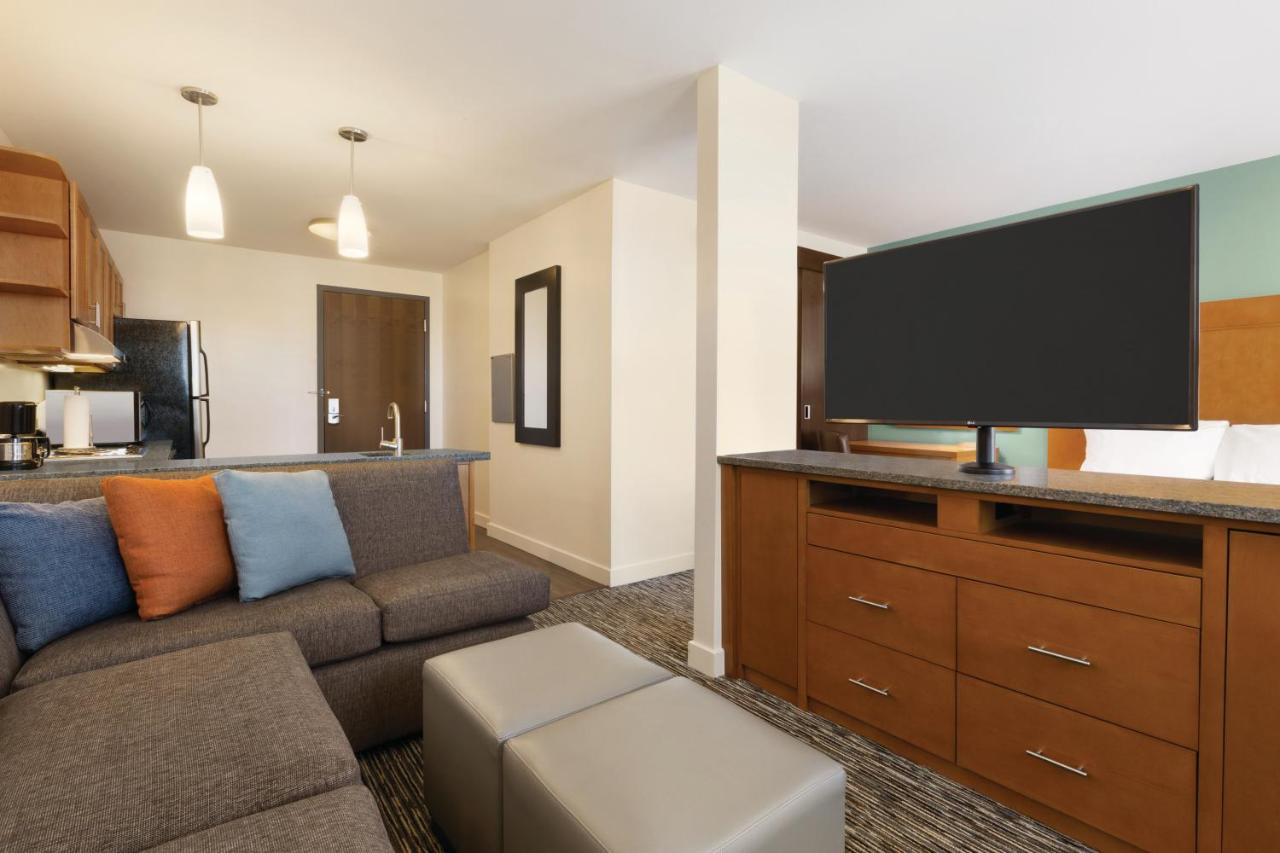 King Studio - Disability Access/Roll-In Shower at Hyatt House Denver Airport