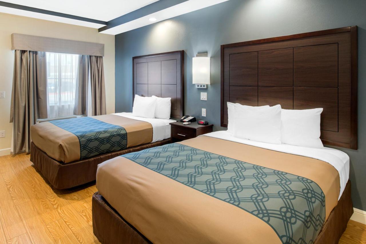 Deluxe Family Room at Red Star Inn & Suites