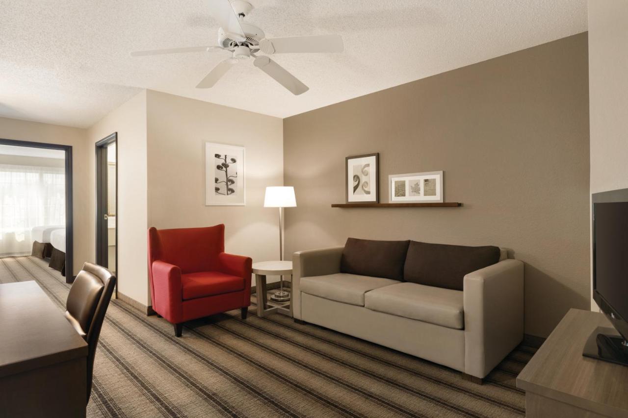 One-Bedroom Queen Suite with Sofa Bed at Country Inn & Suites by Radisson, Indianapolis Airport South, IN