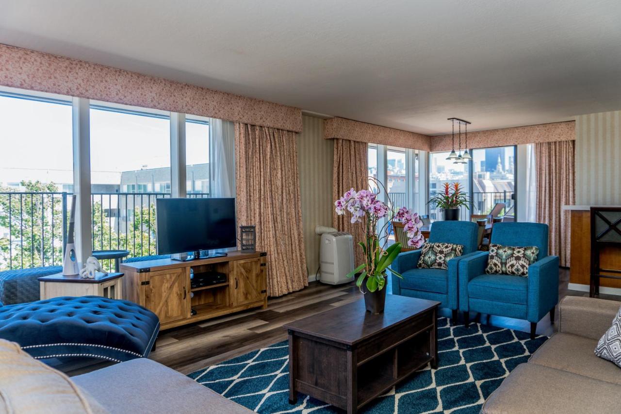 Penthouse Suite at Wharf Inn