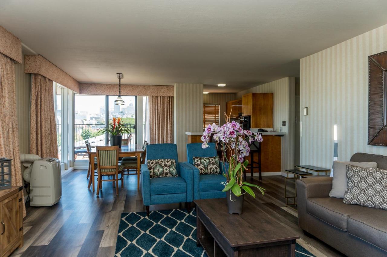 Penthouse Suite at Wharf Inn