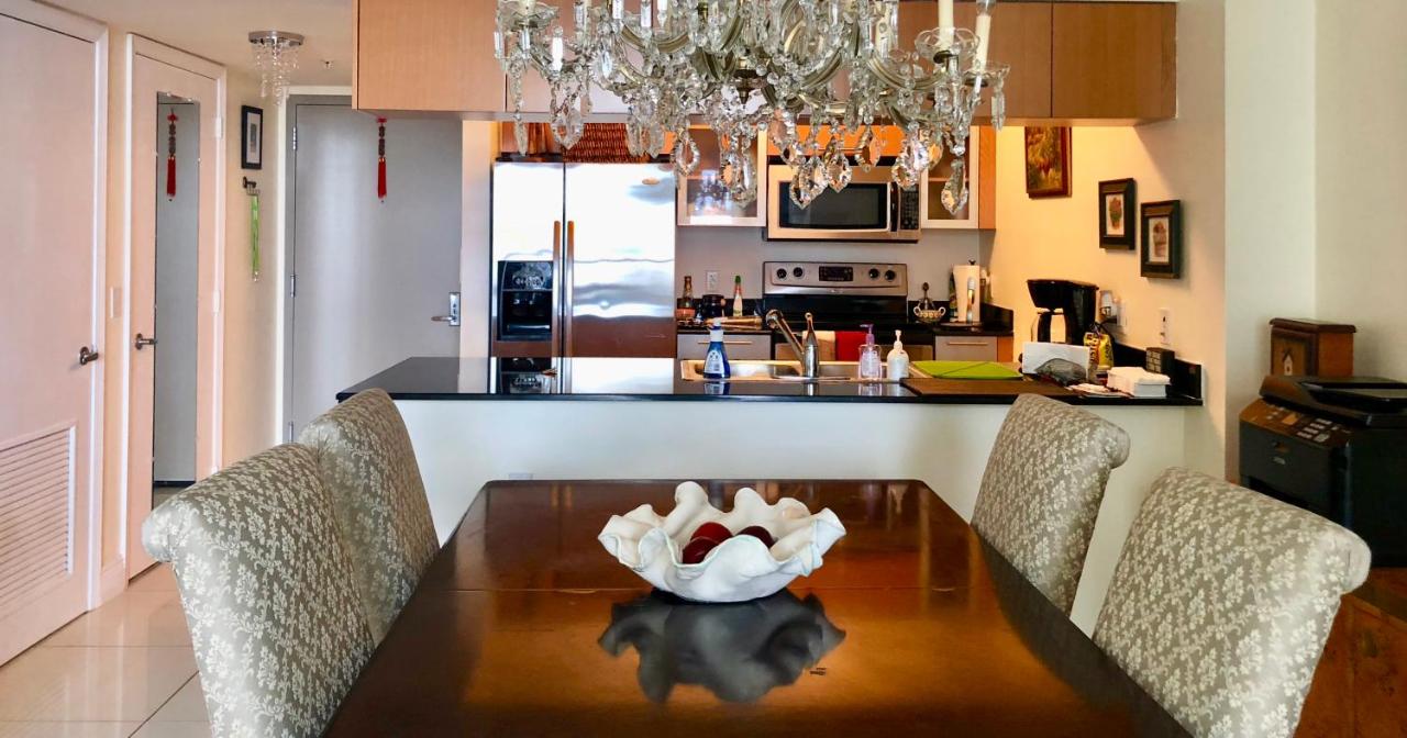 One-Bedroom Apartment at Opera Tower by Suarez Group