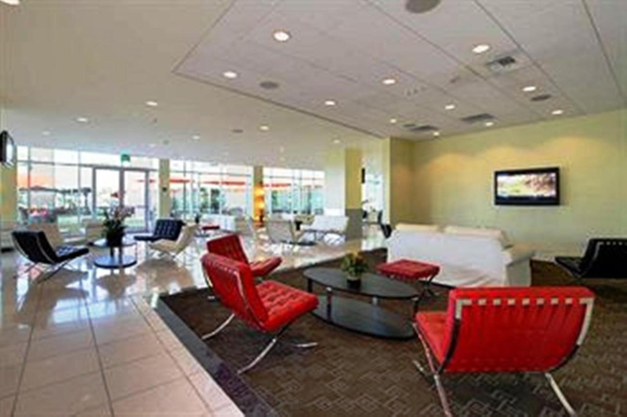 Presidential Suite at University Plaza Waterfront Hotel
