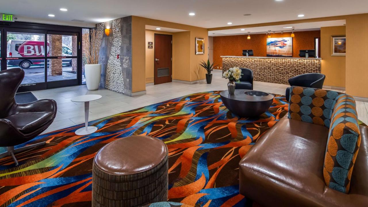  | Best Western Plus Fresno Airport Hotel