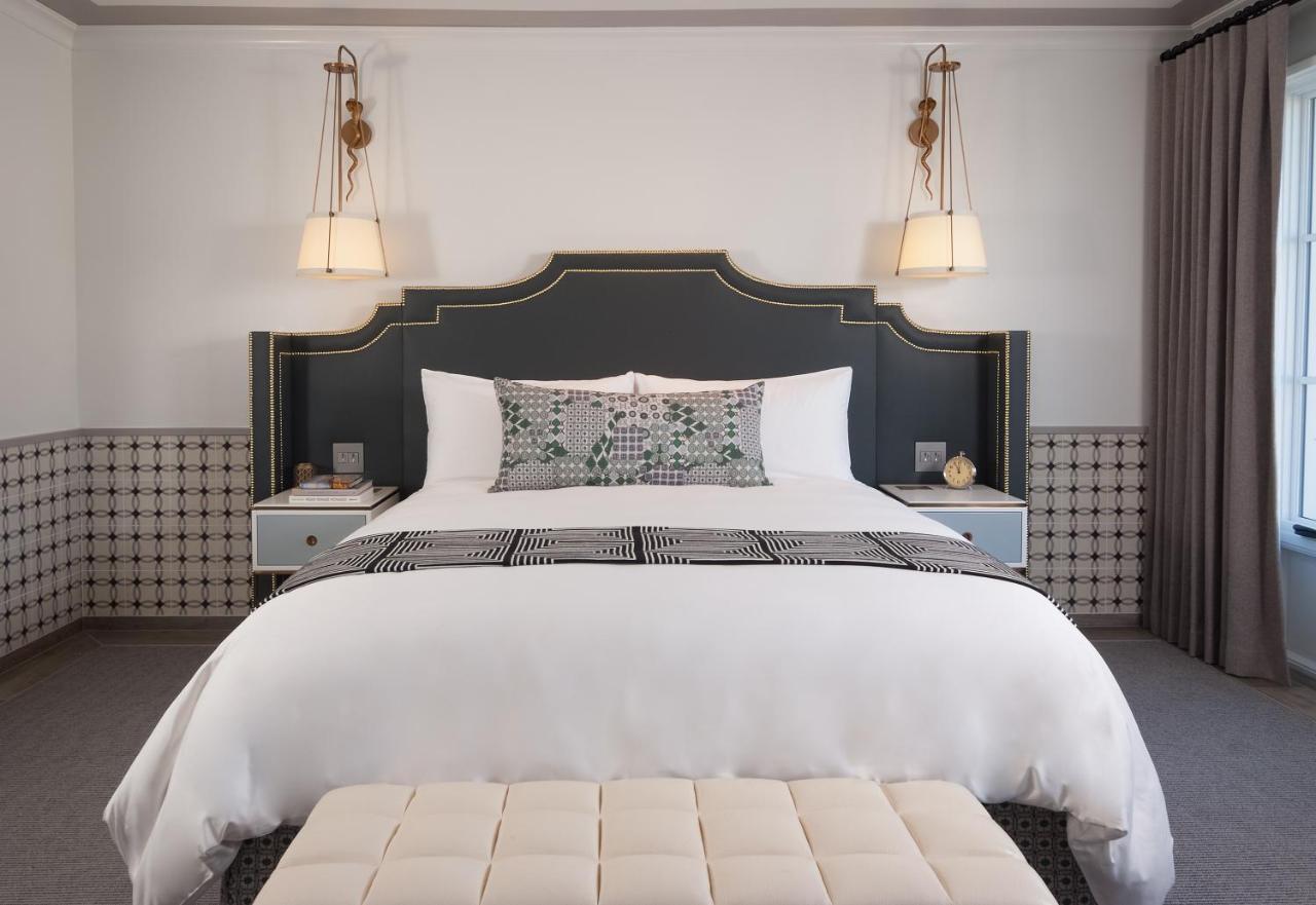 Standard King Room at Hotel Californian
