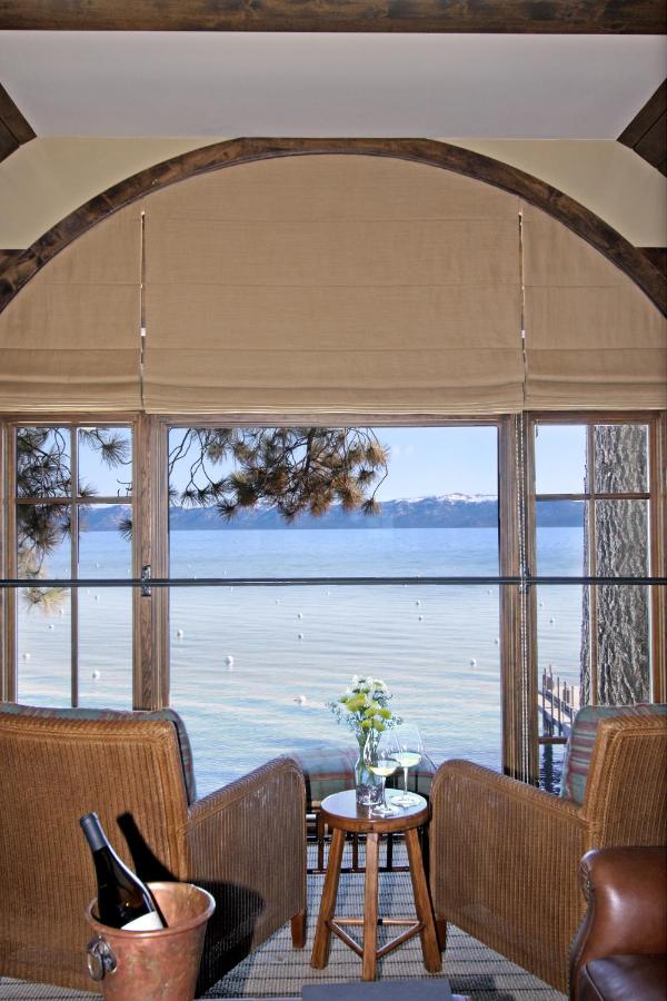 King Suite with Lake View - Watson at West Shore Cafe and Inn