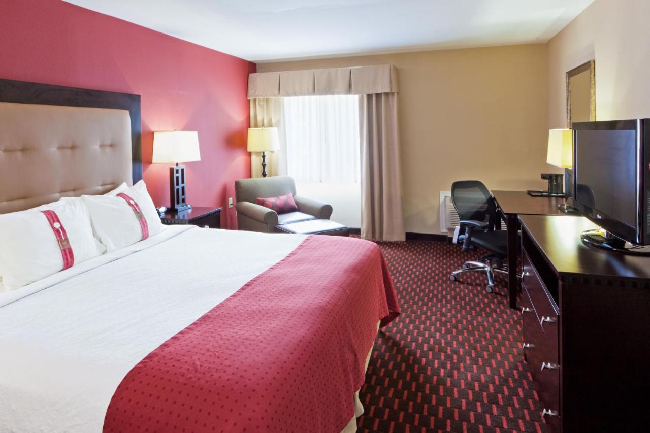  | Holiday Inn Dover Downtown