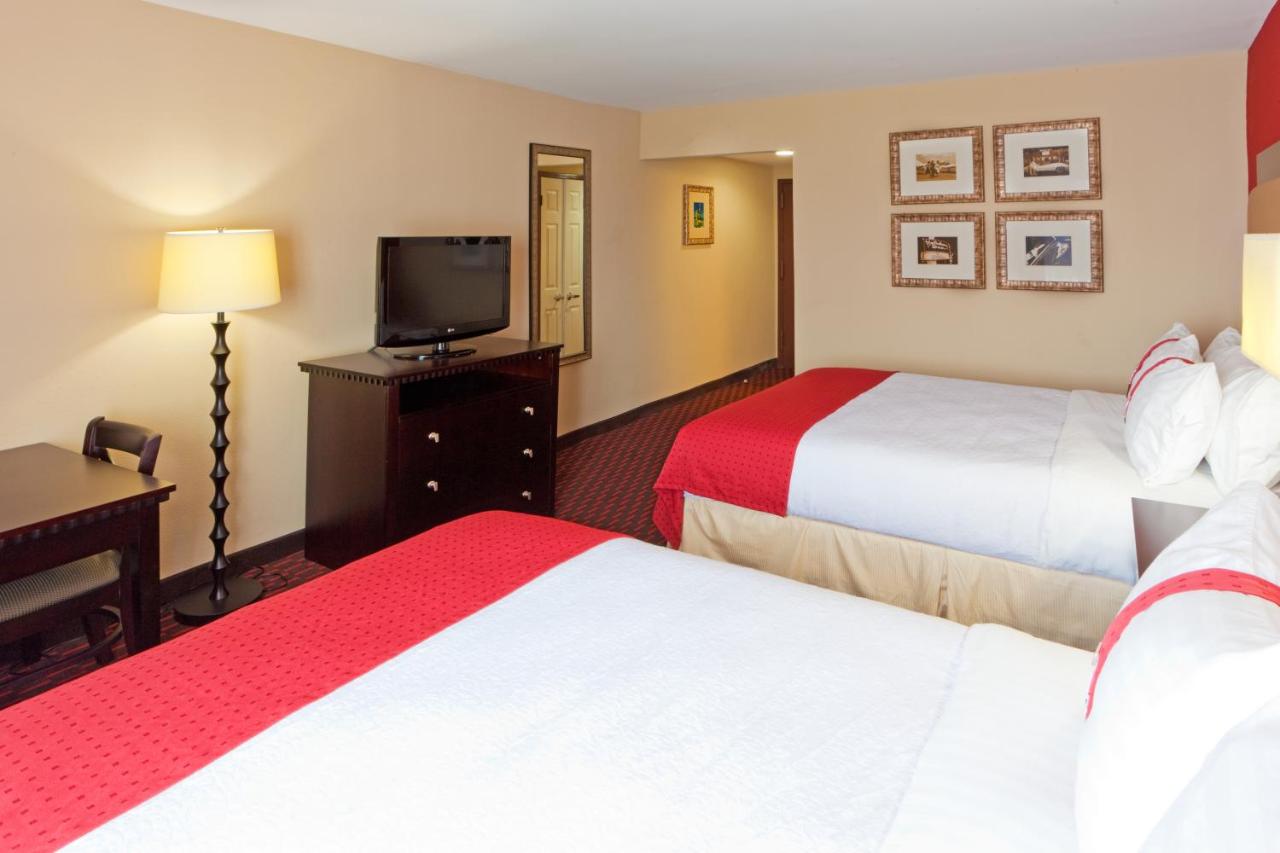  | Holiday Inn Dover Downtown